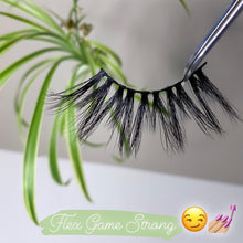 Load image into Gallery viewer, Flex Game Strong - 25mm Lashes